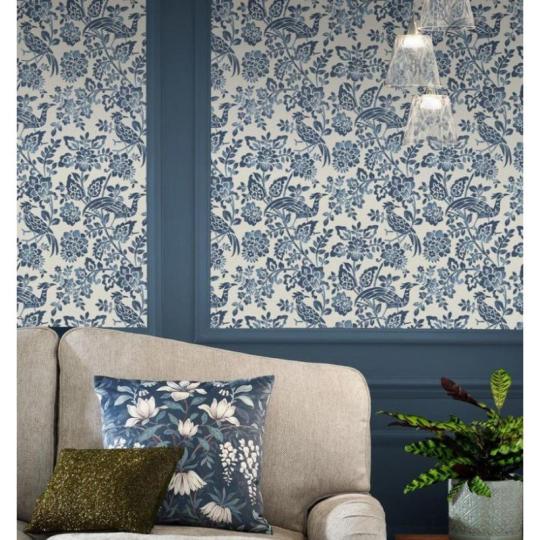 kek virag madar mintas tapeta bezs szin nappali iroda haloszoba dekoracio lakas otthon nyaralo etterem szalloda.jpg